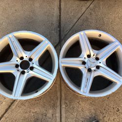 2 Rear AMG Wheels From A 2009 CLS 63