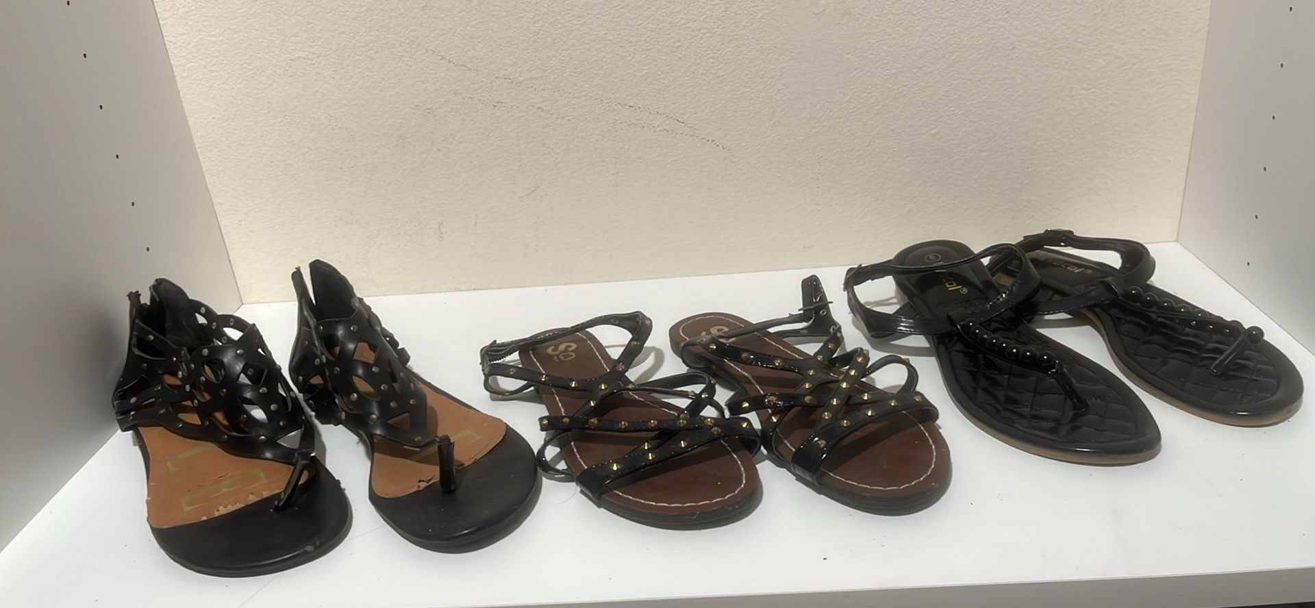 Women’s Flat Sandals Size 6-6.5