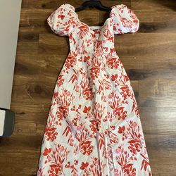 Brand New Woman’s Banana Republic brand White and Red colored Floral Dress Up For Sale 