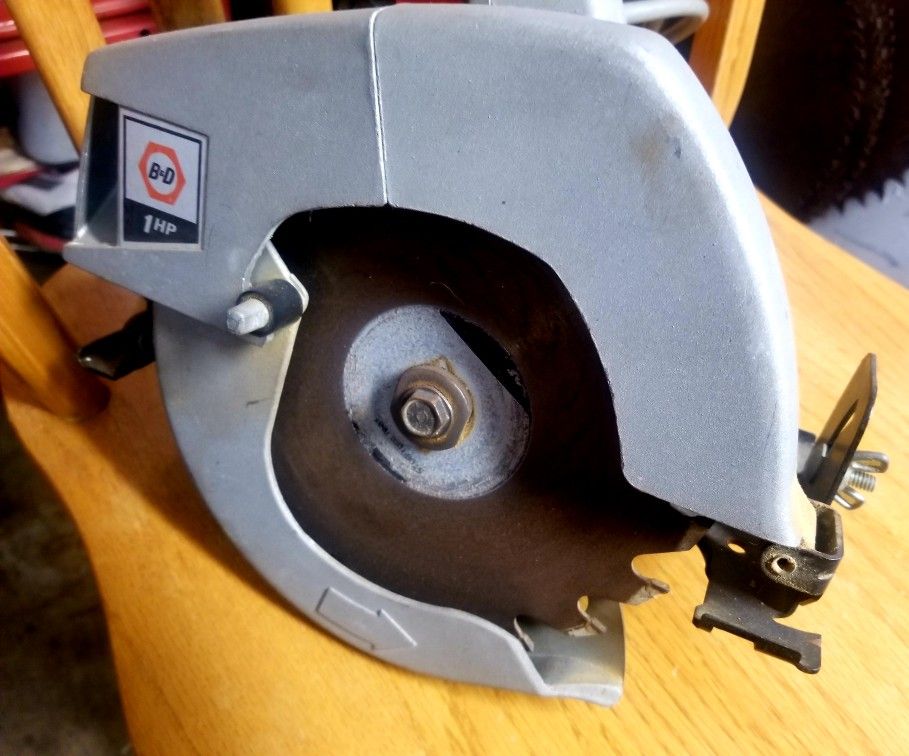 Black And Decker Skill Saw
