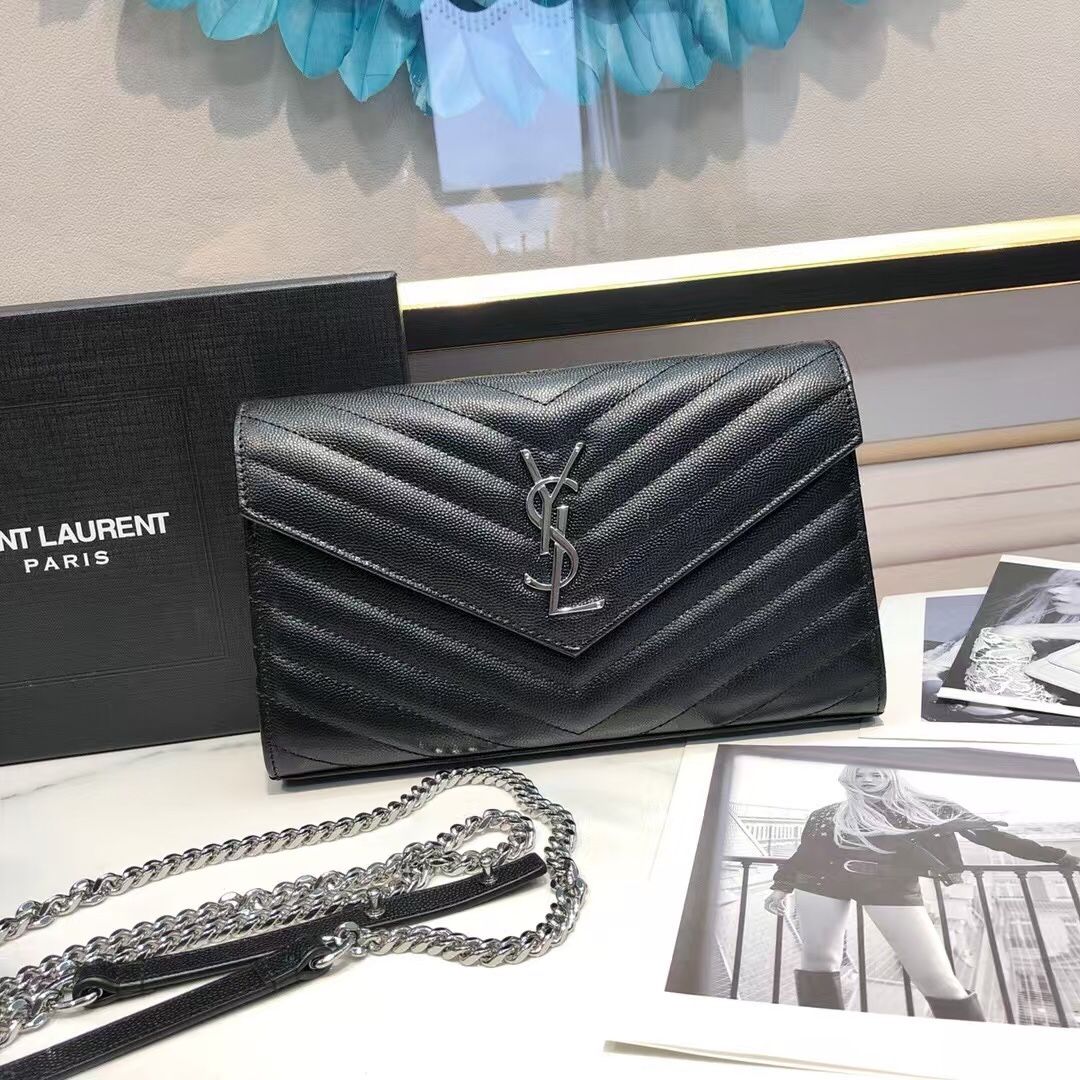 Women's classic shoulder bag