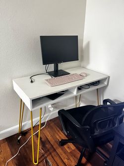 White Desk