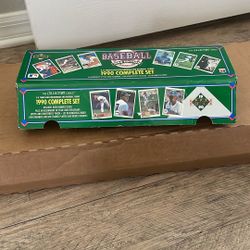 Baseball cards, 1990 complete set