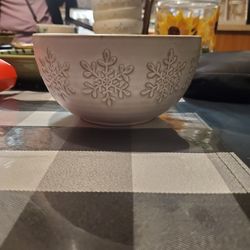 Snow flake ceramic bowls