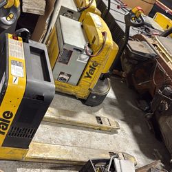Electric Pallet Jacks W Batteries And Chargers