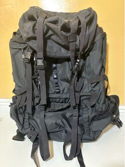 Amazon Basics Internal Frame Backpack