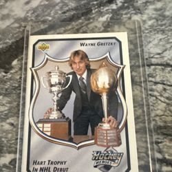 Wayne Gretzky Hockey Heroes Hart Trophy NHL Debut Hockey Card