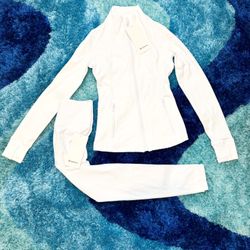 White Lululemon Define Set 