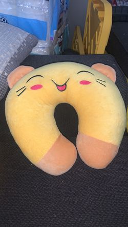 😎 Emoji Pillow And Neck Pillow $8 For Both  Thumbnail