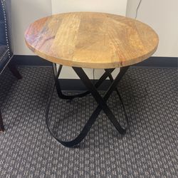Perfect Waiting/ Coffee Table About 25” In Diameter