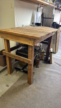 Workbench with Vice