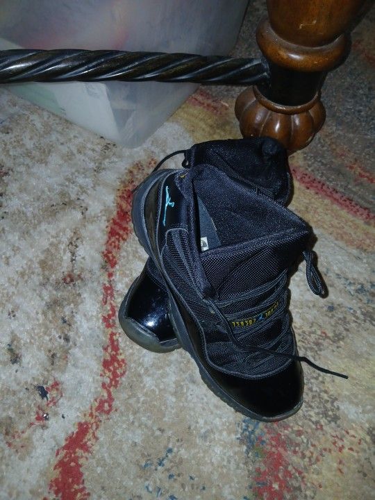 Jordan 11 Retro Blue Gammas