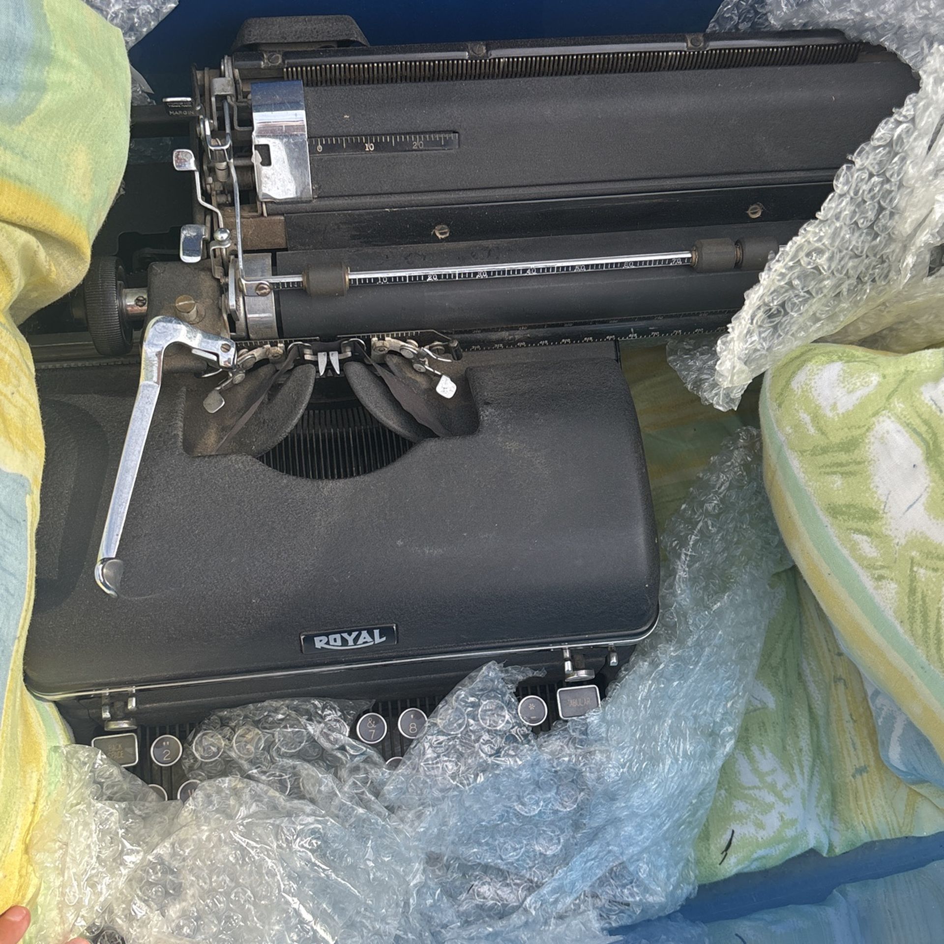 Vintage Royal Type Writer