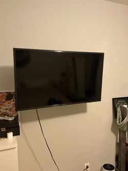 40 inch Samsung TV 2020