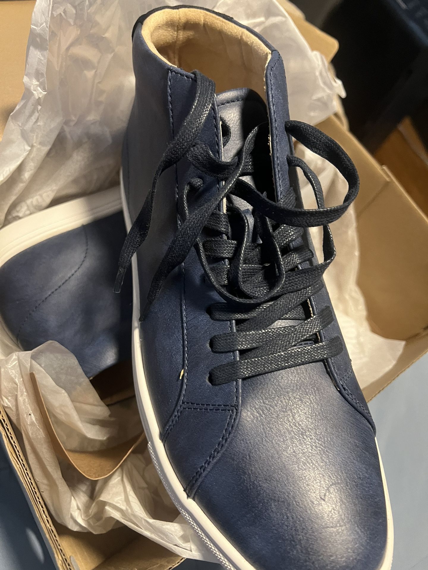 Mens dress shoes size 8