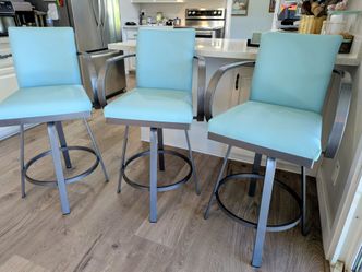 Countertop Swivel Chairs (Set Of 3)