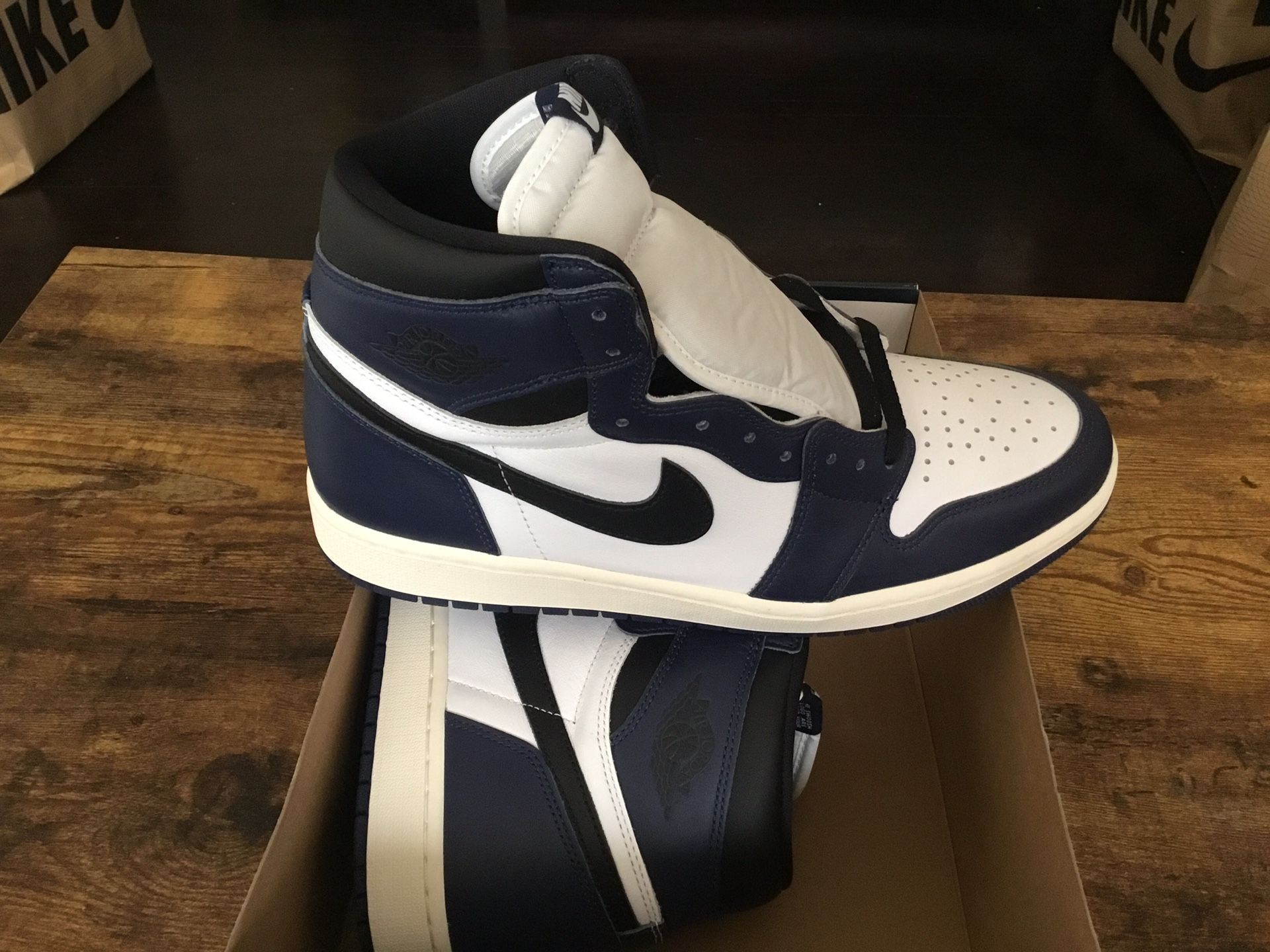 New Men’s Air Jordan 1 Retro High OG size 12