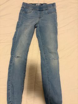 Light Wash Distressed Skinny Jeggings