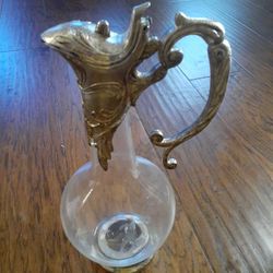 GORGEOUS VTG Ornate Art Nouveau 13" Silver Plated & Glass Wine Decanter.
