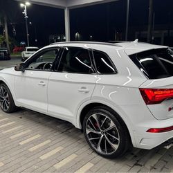 2024 Audi SQ5