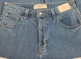HOLLISTER  SIZE W34 L32 BRAND NEW