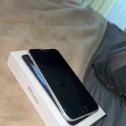 iPhone SE 128G White 