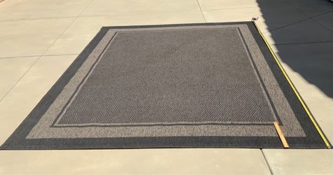 PATIO AREA RUG, CHARCOAL + GREY, 8 X 10, (50% OFF SALE)