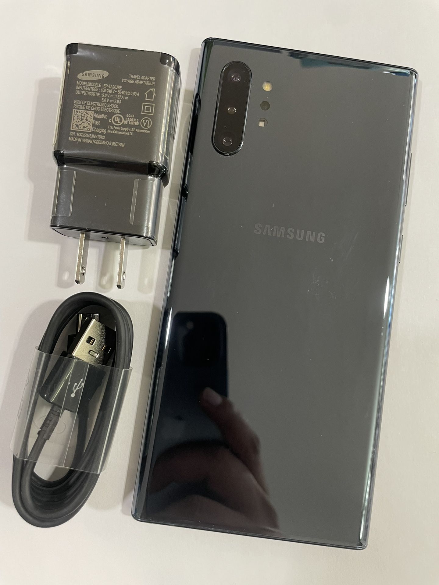Factory Unlocked Samsung Galaxy Note 10 plus 256 gb, sold with warranty 