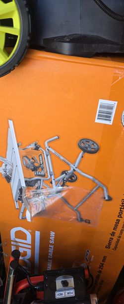 Rigid stand table saw