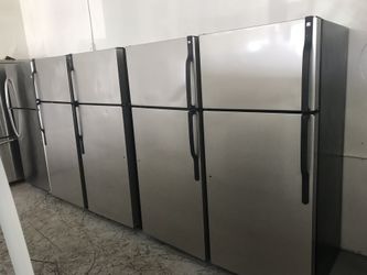 Ge apartment sizes refrigerator / se habla español