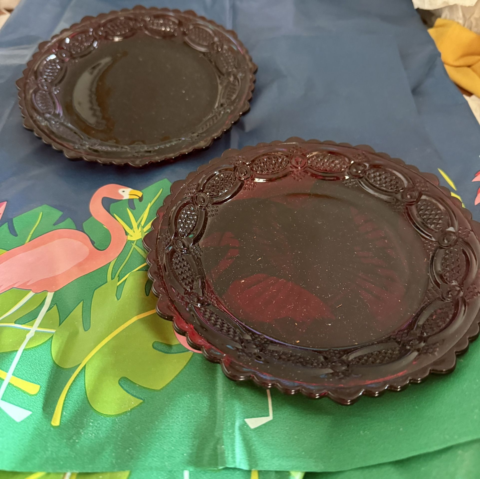 Avon 1876 Cape Cod Collection. 2 / Pc New In Box. Box Damaged.