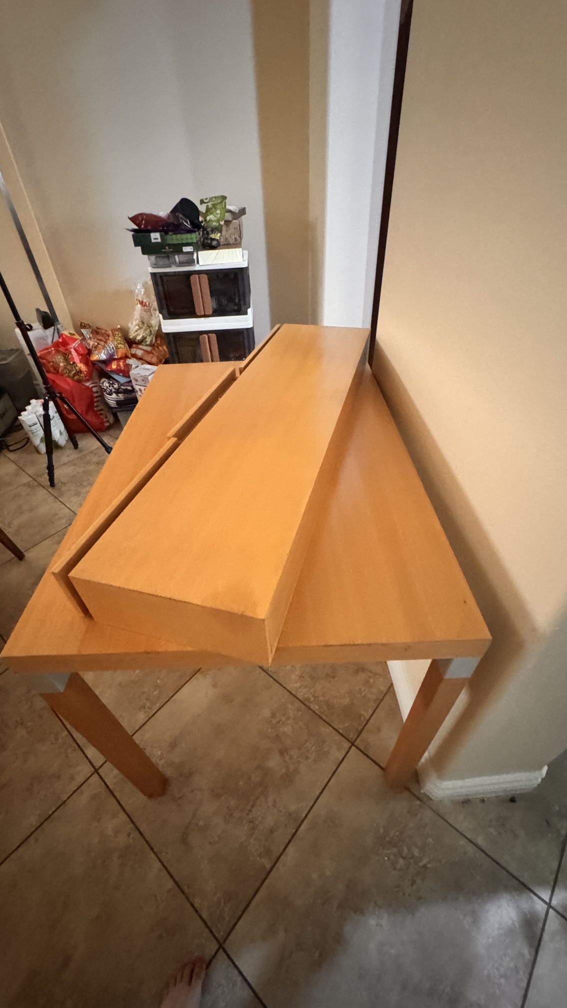 Free Desk