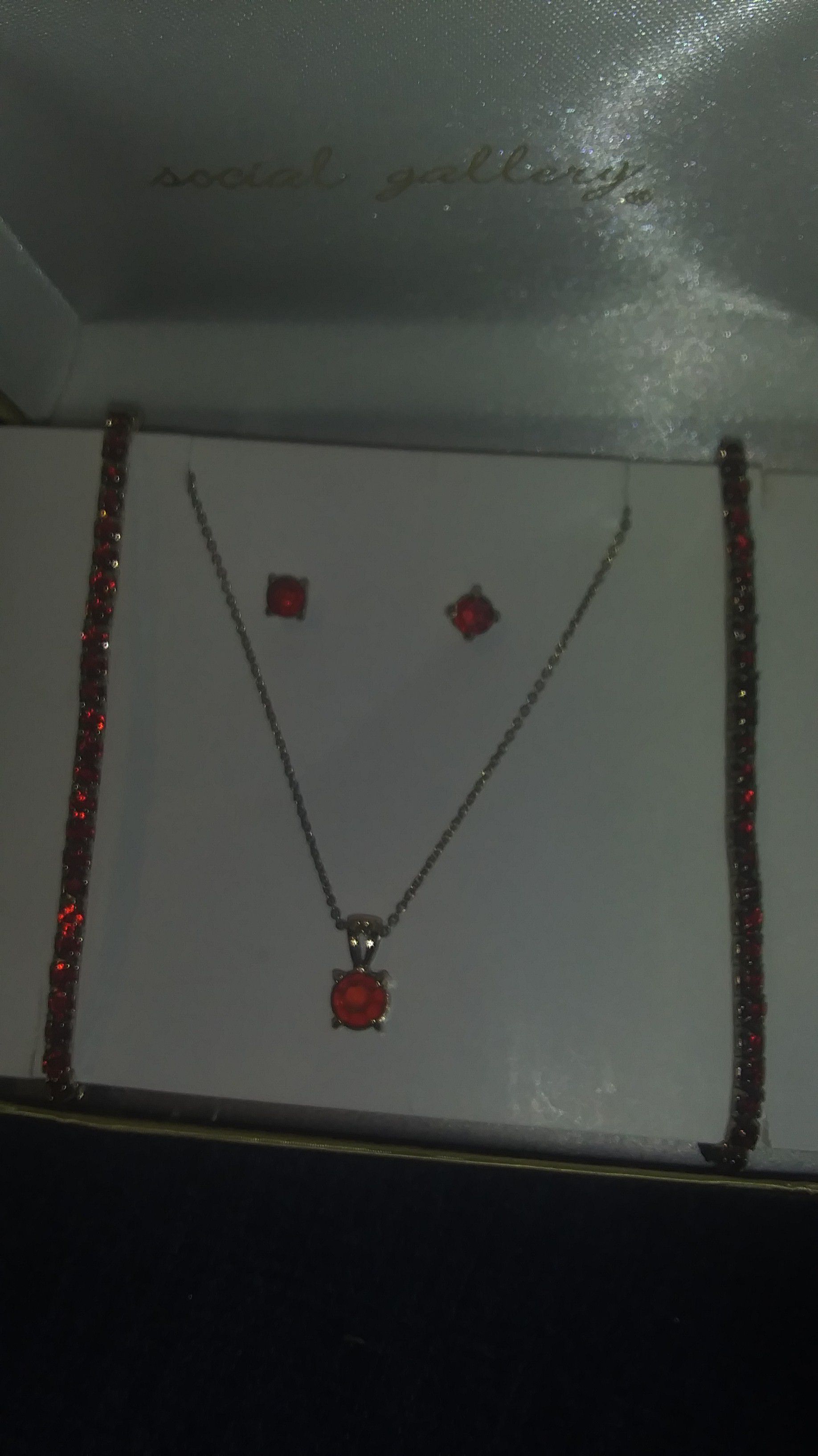 Ruby jewelry set