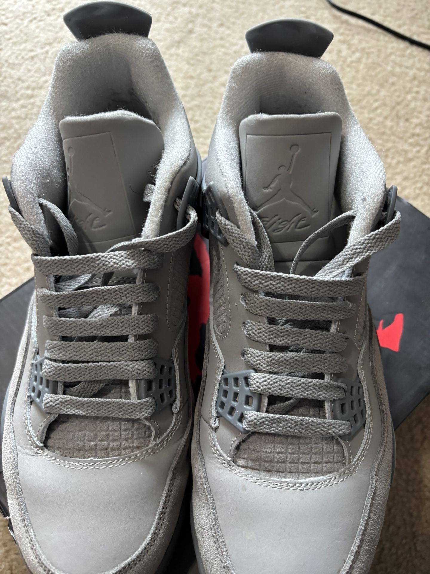 Air Jordan 4 Retro