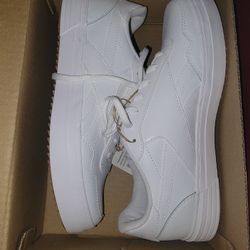 Reebok Women's Club MEMT Sneaker

