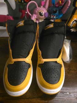 Air Jordan 1 Retro High OG "Pollen"
