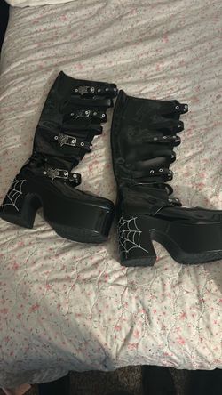 Black Platform Spider theme Boots
