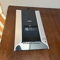 Canon CanoScan 8800F USB Flatbed Color Photo Film Document Scanner No Power Cord