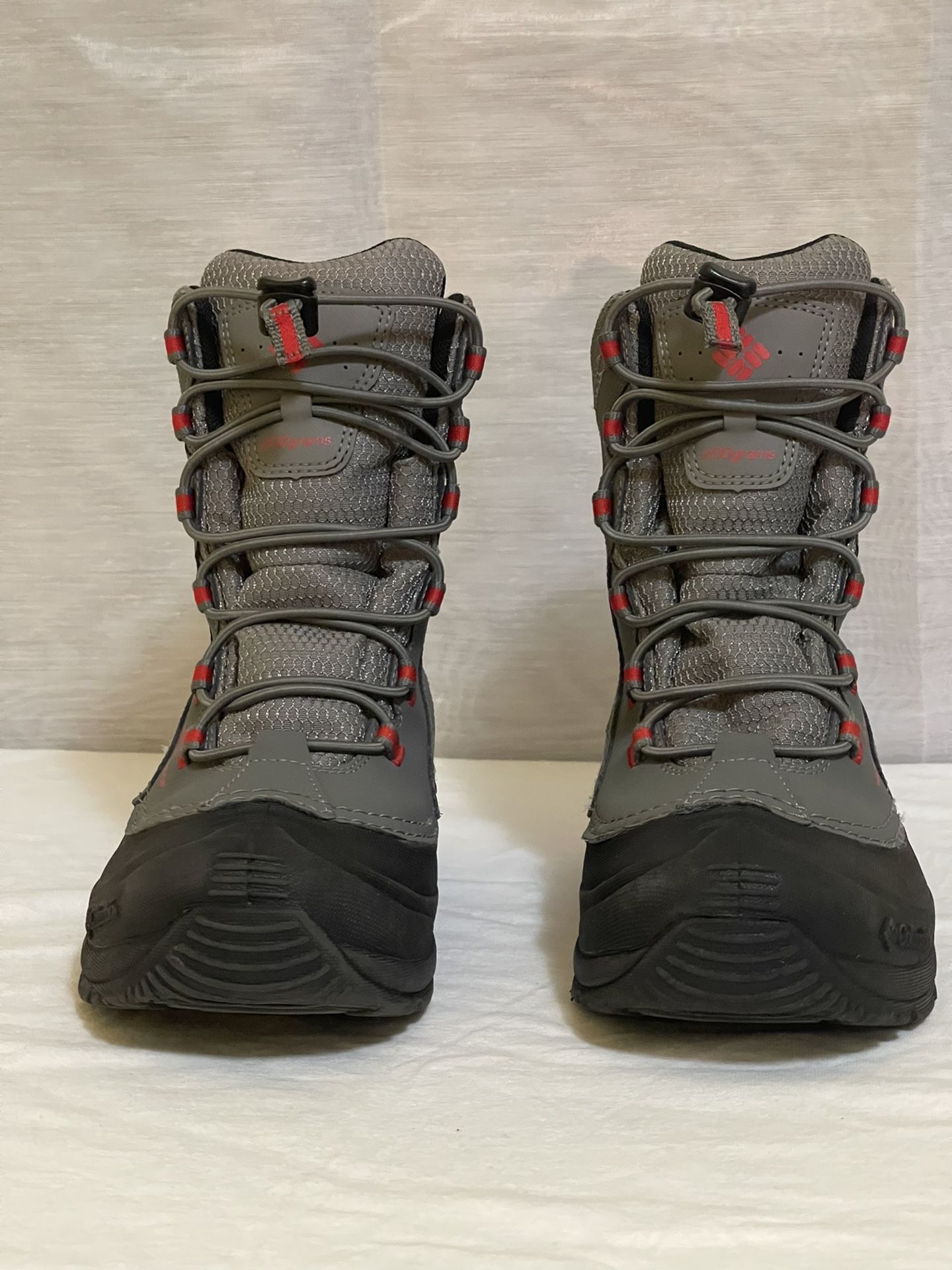 COLUMBIA WATER PROOF 200 G INSULATION SNOW BUGA BOOT SIZE 5
