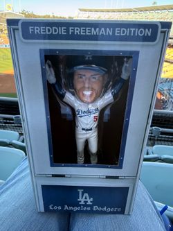 dodger bobblehead Freddie freeman 18th inning walk off