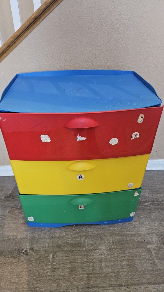 FREE yes It's Still Available Message Me You're On Your Way To pick Up