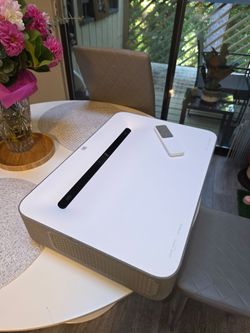 VAVA 4k ULTRA Short THROW PROJECTOR/LASER TV