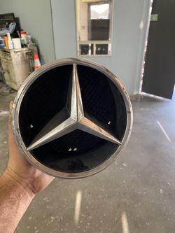 Mercedes grill