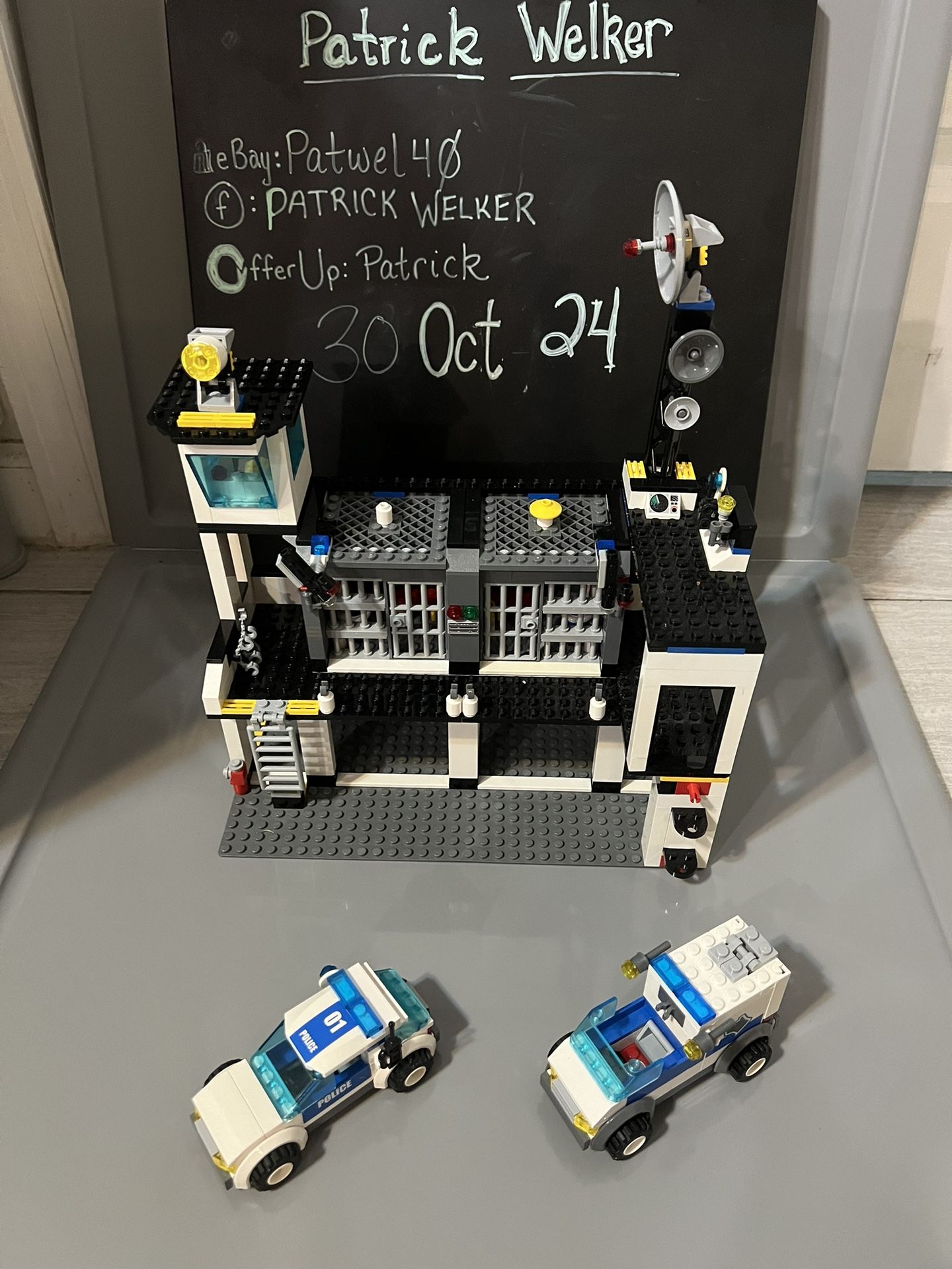 7744 LEGO City Police Headquarters