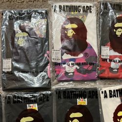Bape Tee M,S