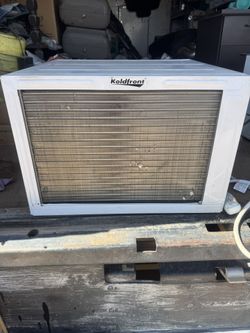 KOLDFRONT Through-the-Wall Air Conditioner WAC12001W