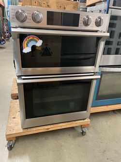 Combo steam single wall oven and microwave convection Samsung 30”