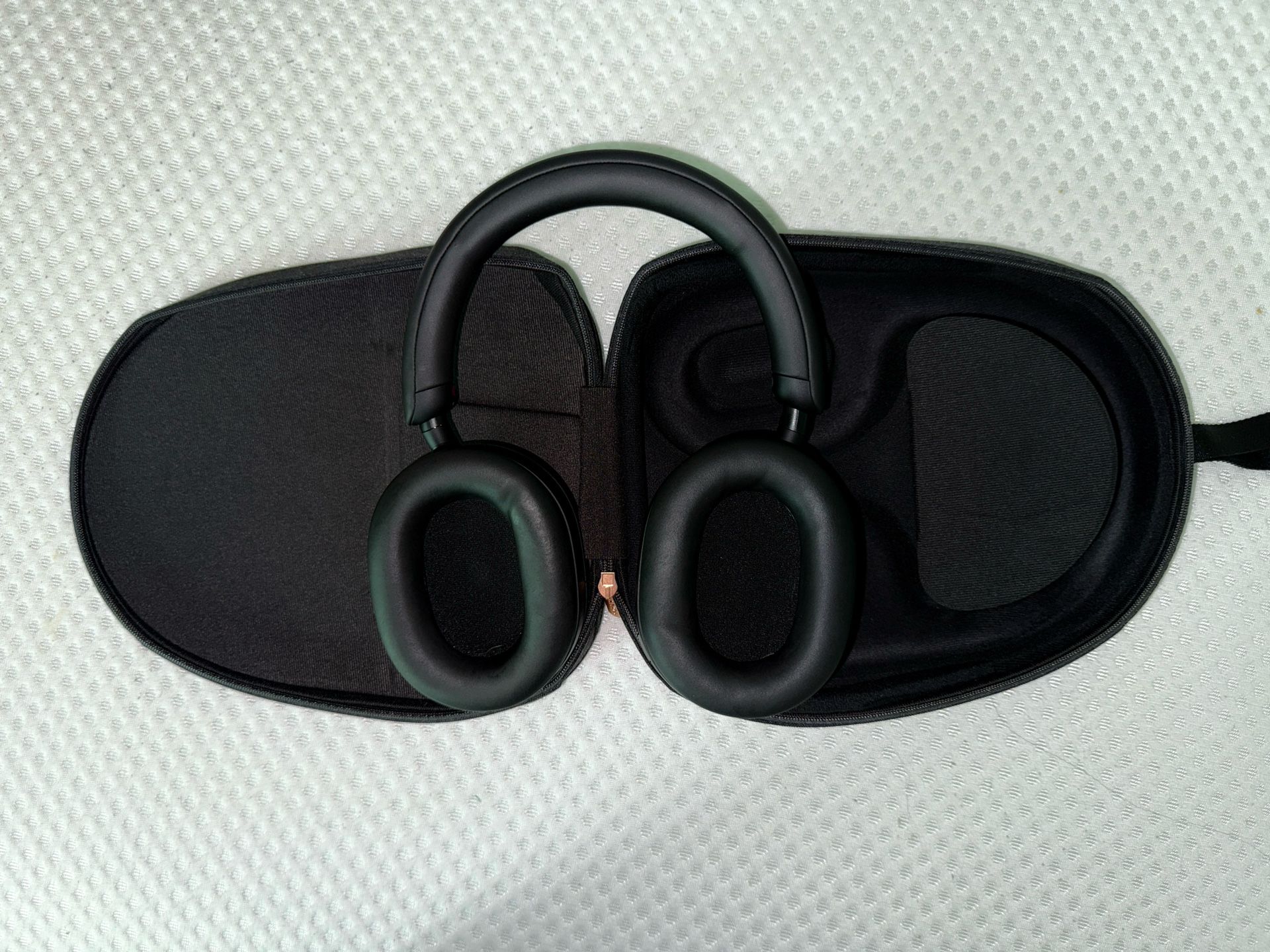 Sony Headphones 1000Xm5
