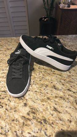 Black Suede Puma Mens Size 4.5