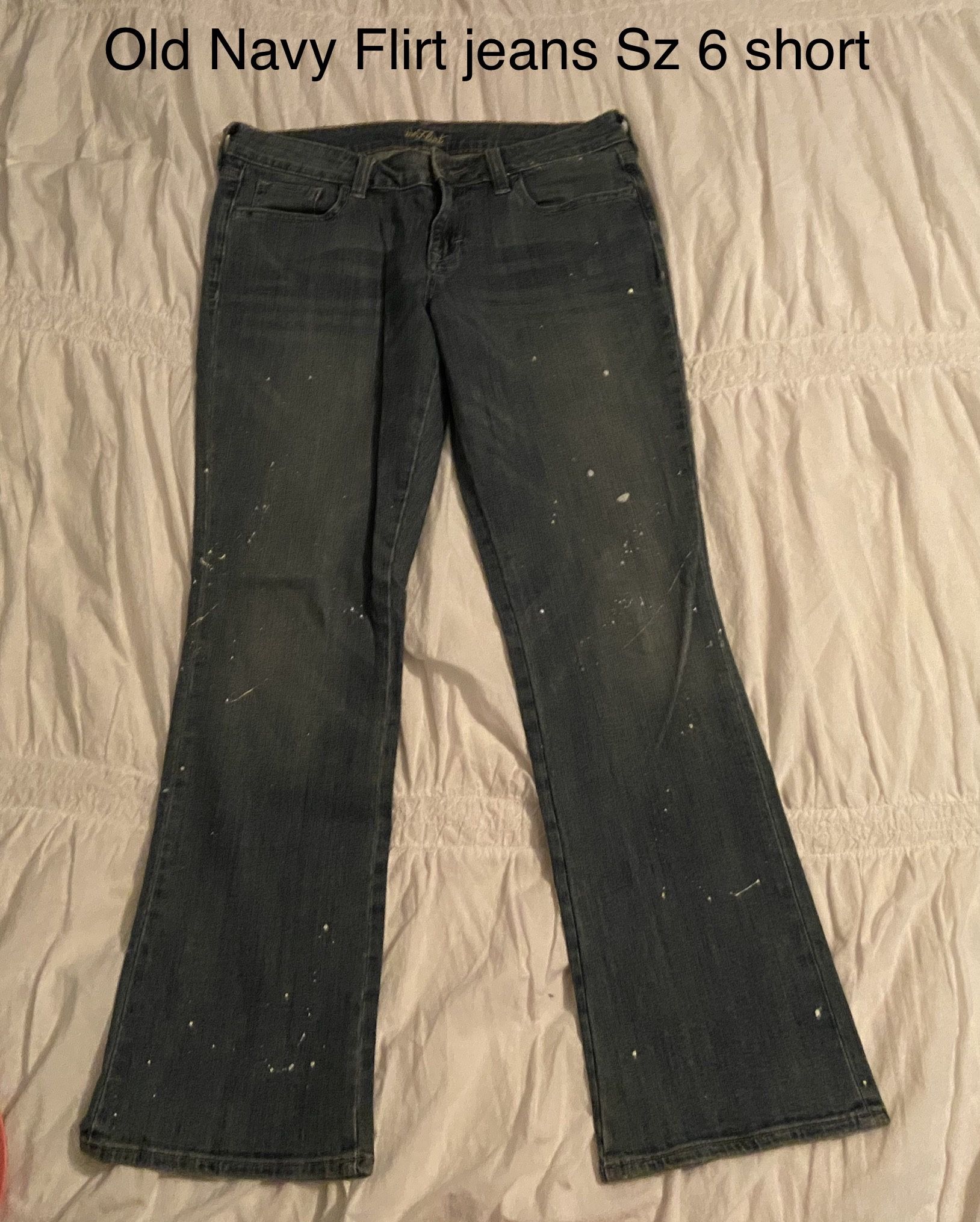 Womens/teen NEW OldNavy Flirt Stretch Distressed Jeans Sz 6